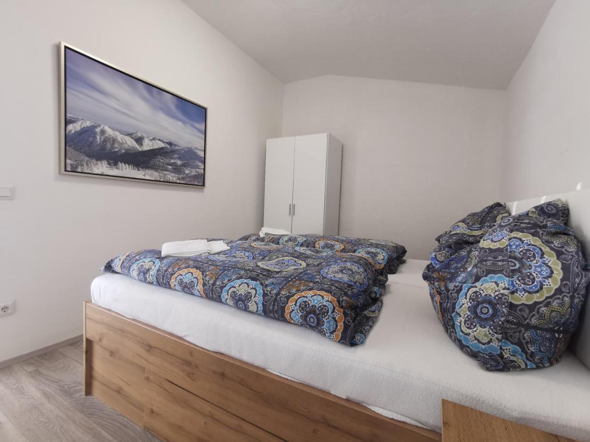 Landhotel Kastanienhof Гундерсхайм Экстерьер фото