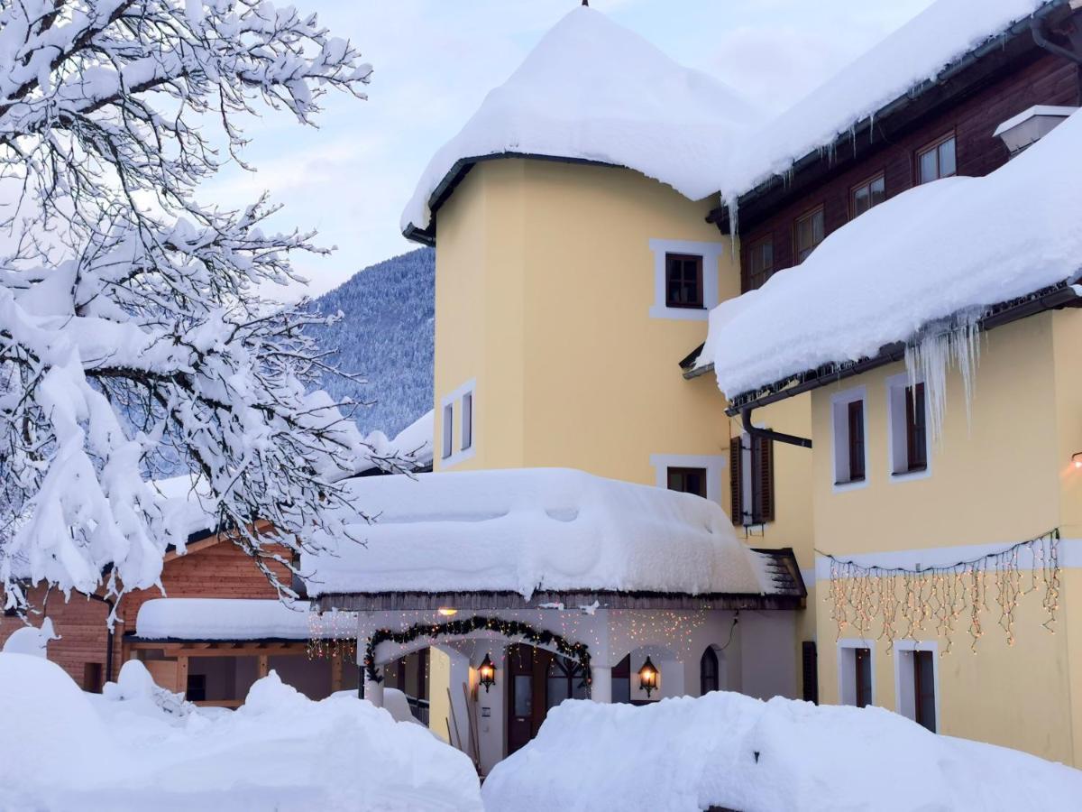 Landhotel Kastanienhof Гундерсхайм Экстерьер фото